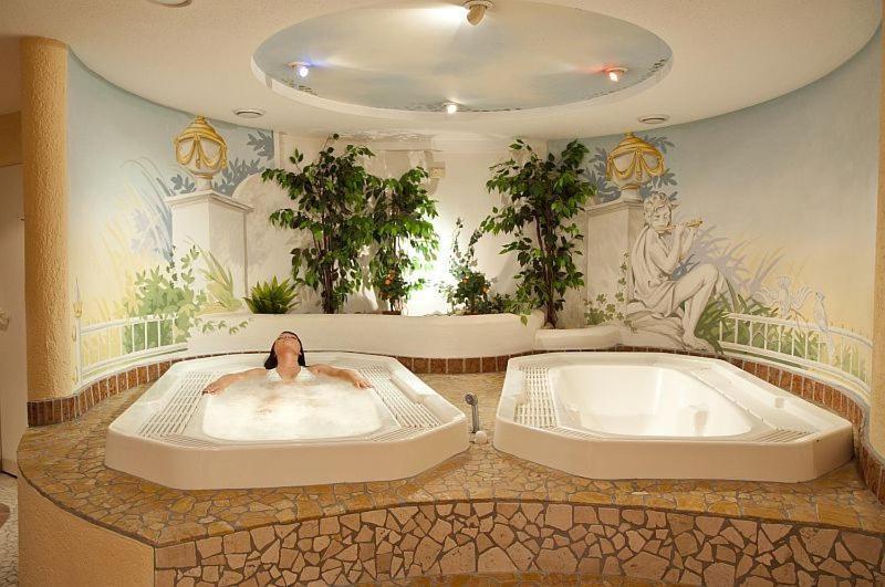 Hotel Reitzentrum Hausruckhof Ampflwang im Hausruckwald Екстериор снимка